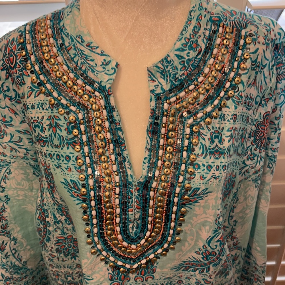 LIKE NEW CHARTER CLUB LUXURY LINE BEADED TUNIC LG